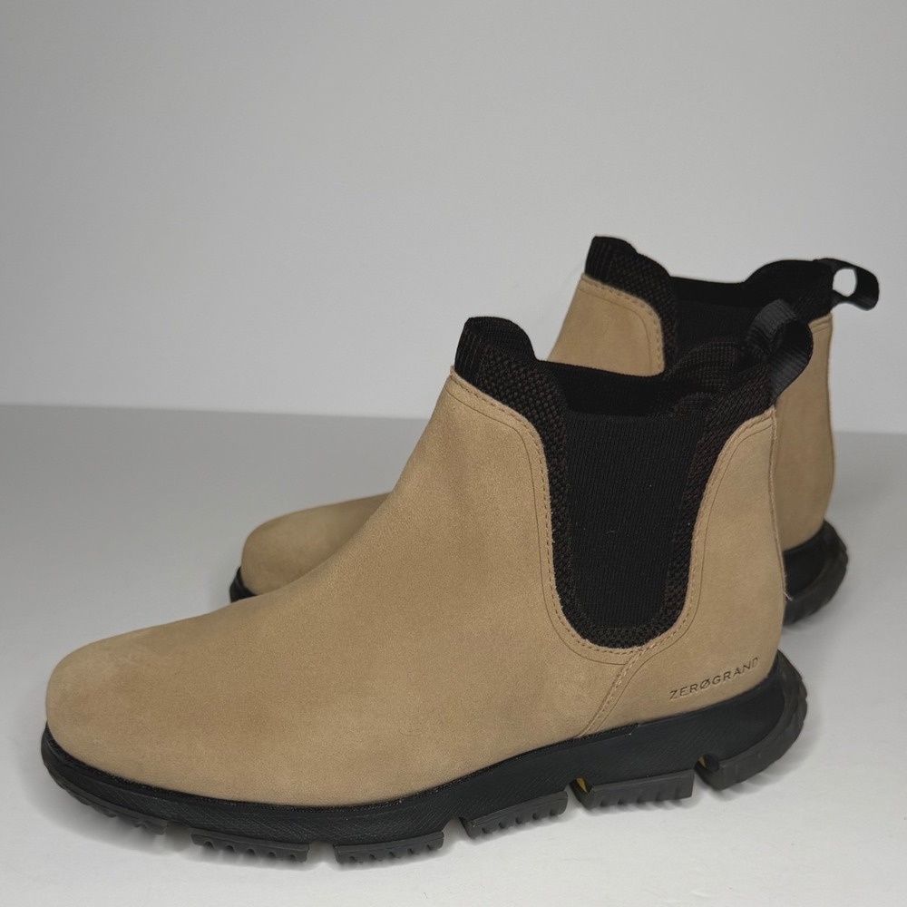 Cole Haan Zerogrand Chelsea Boots Mens 9.5 W Tan C31882 Suede Lug Sole Outdoors
